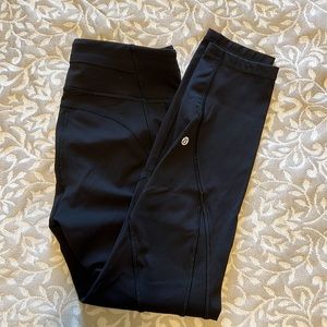 Lululemon leggings with pockets!